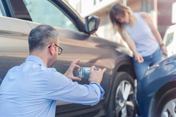 Professional Car Insurance Near Me technician working in West Buechel, KY